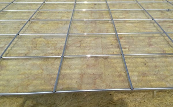 雨季安裝外墻巖棉板保溫系統要做到這四點