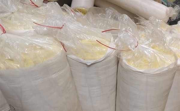 保溫巖棉板施工時，要注意避免哪些情況呢