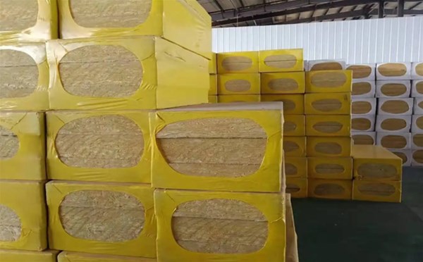 南陽復合巖棉板的結構是什么？