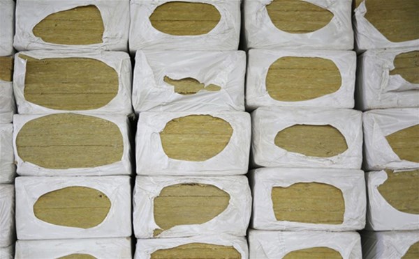 復合巖棉板外墻保溫做法