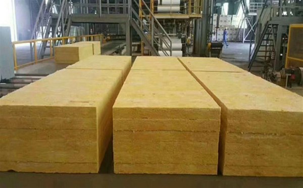 巖棉氈和巖棉板的優勢